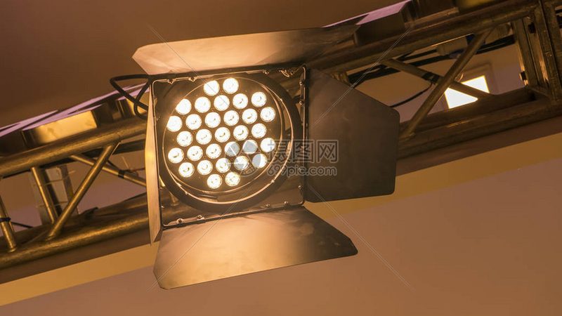 成都智能酒店照明系统：如何评估报价与选型